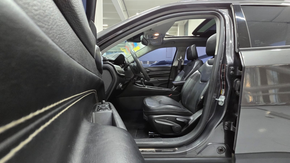 jeep compass 1.3 t270 turbo flex longitude at6 4p automatico 202310