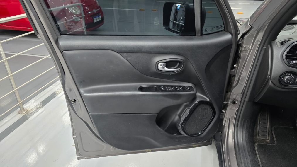 jeep renegade 1.8 16v flex longitude 4p automatico 20219