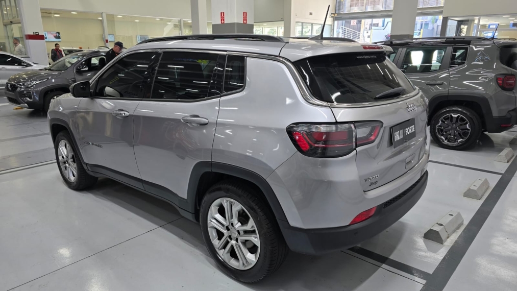 jeep compass 1.3 t270 turbo flex longitude at6 4p automatico 202215