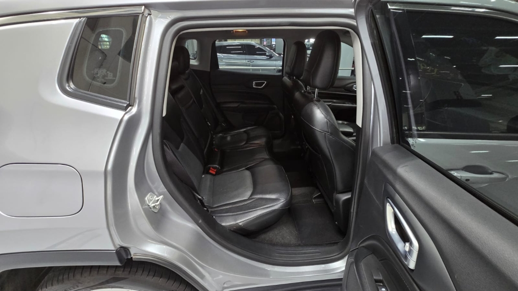 jeep compass 1.3 t270 turbo flex longitude at6 4p automatico 202211