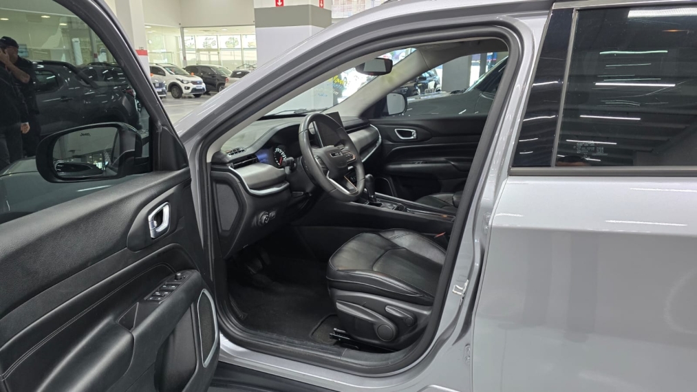 jeep compass 1.3 t270 turbo flex longitude at6 4p automatico 20226