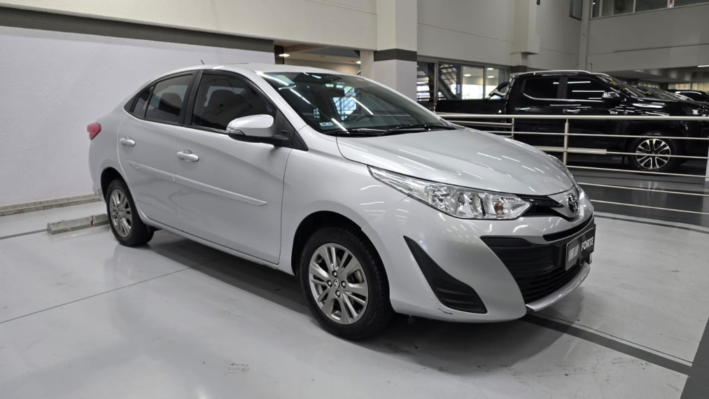 toyota yaris 1.5 16v flex sedan xl plus connect multidrive 4p automatico 20225