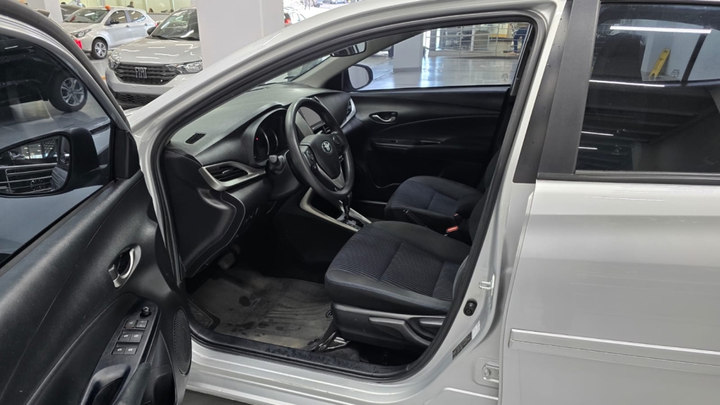 toyota yaris 1.5 16v flex sedan xl plus connect multidrive 4p automatico 20226