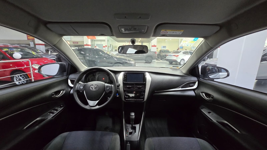 toyota yaris 1.5 16v flex sedan xl plus connect multidrive 4p automatico 202210