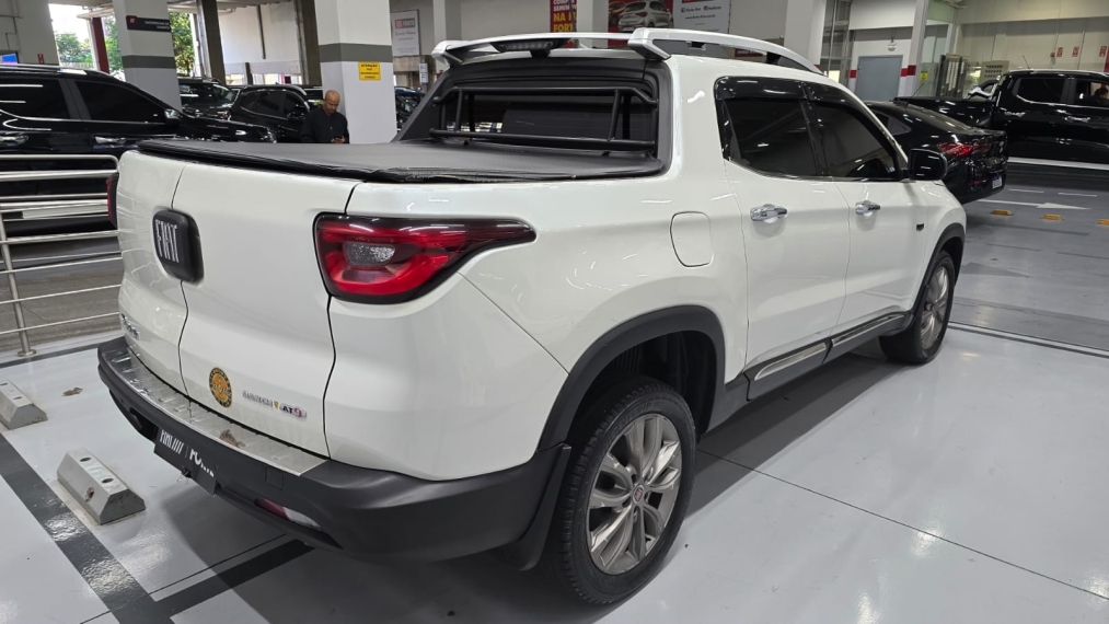 fiat toro 2.0 16v turbo diesel ranch 4wd at9 4p automatico 202013