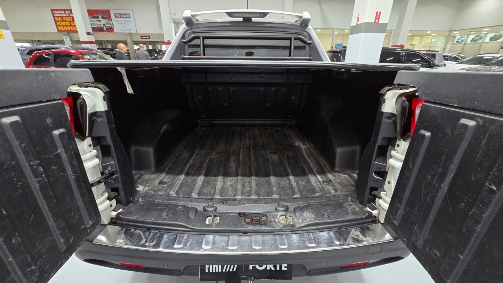 fiat toro 2.0 16v turbo diesel ranch 4wd at9 4p automatico 202016