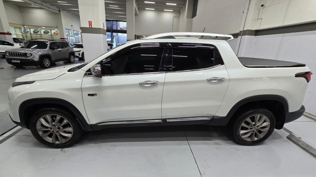 fiat toro 2.0 16v turbo diesel ranch 4wd at9 4p automatico 20205