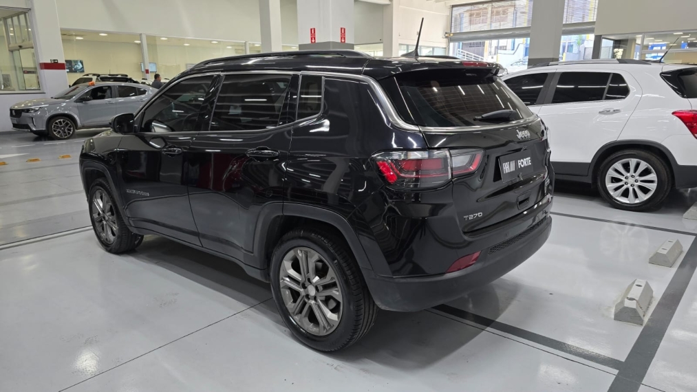 jeep compass 1.3 t270 turbo flex longitude at6 4p automatico 202315