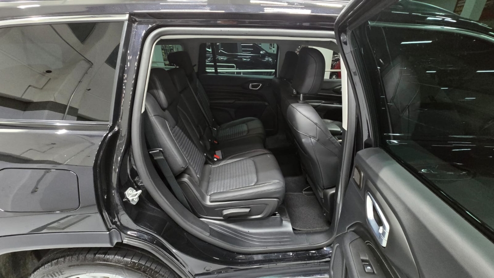 jeep commander 1.3 t270 turbo flex longitude at6 4p automatico 202511