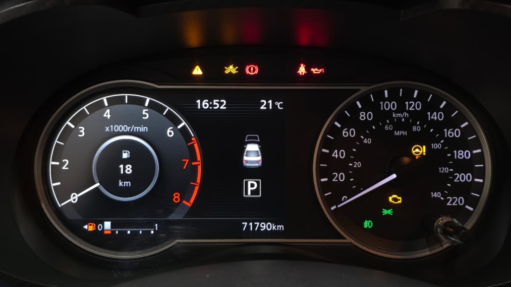 nissan versa 1.6 16v flex advance xtronic 4p automatico 20248