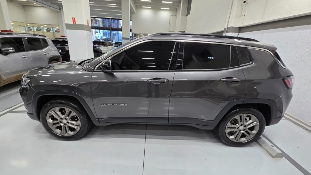jeep compass 1.3 t270 turbo flex longitude at6 4p automatico 20245