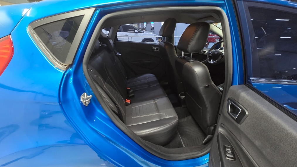 ford fiesta 1.6 titanium hatch 16v flex 4p automatico 201411
