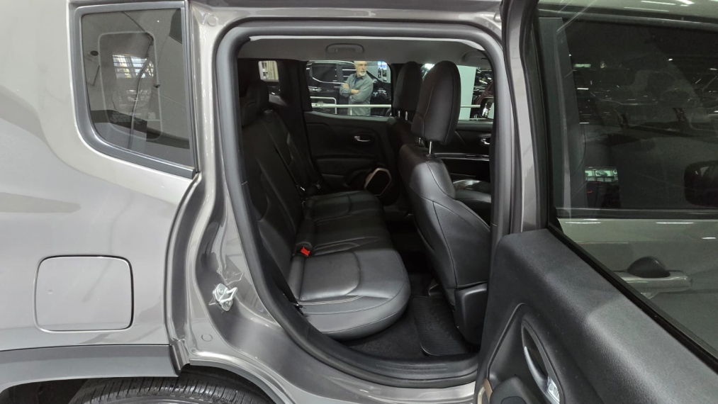jeep renegade 1.8 16v flex longitude 4p automatico 201811
