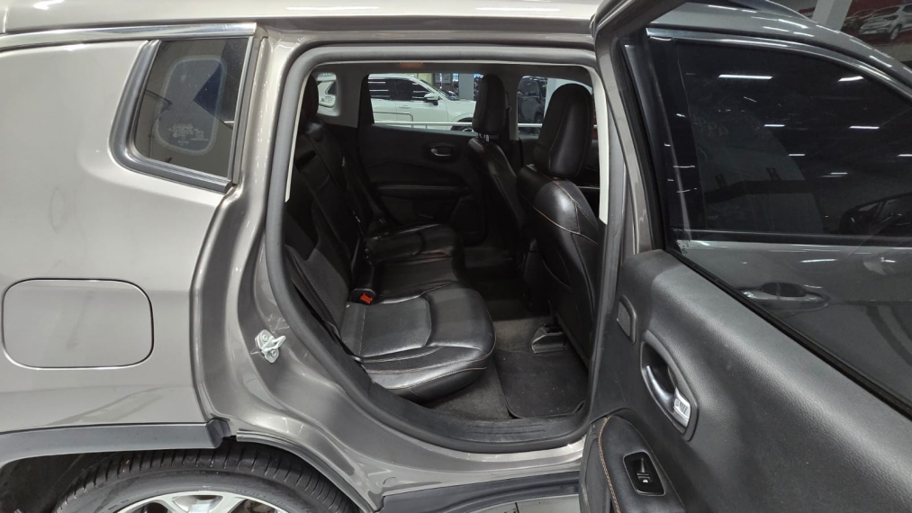 jeep compass 2.0 16v flex longitude automatico 4p 202011