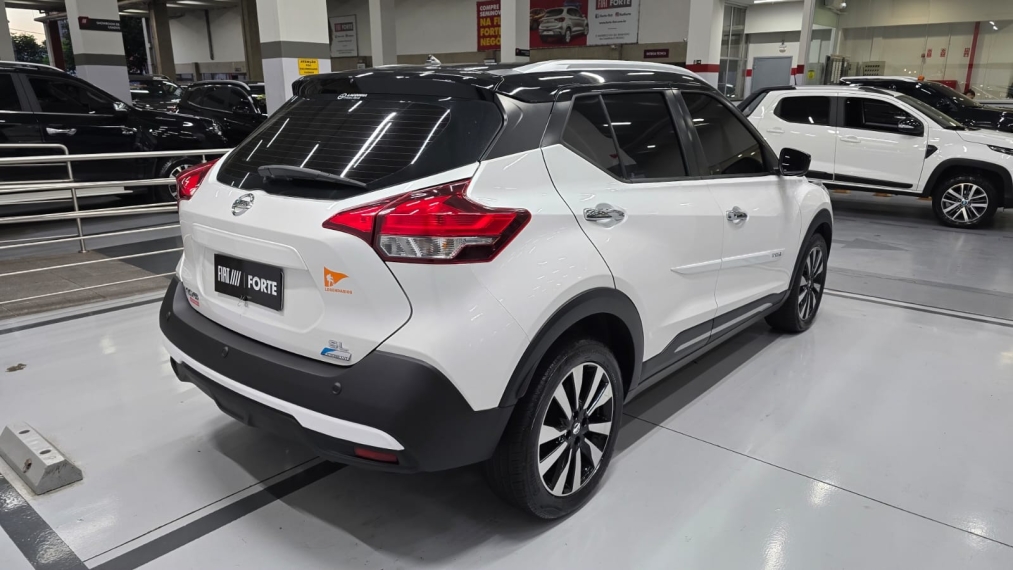 nissan kicks 1.6 16v flexstart sl 4p xtronic flex automatico 201813
