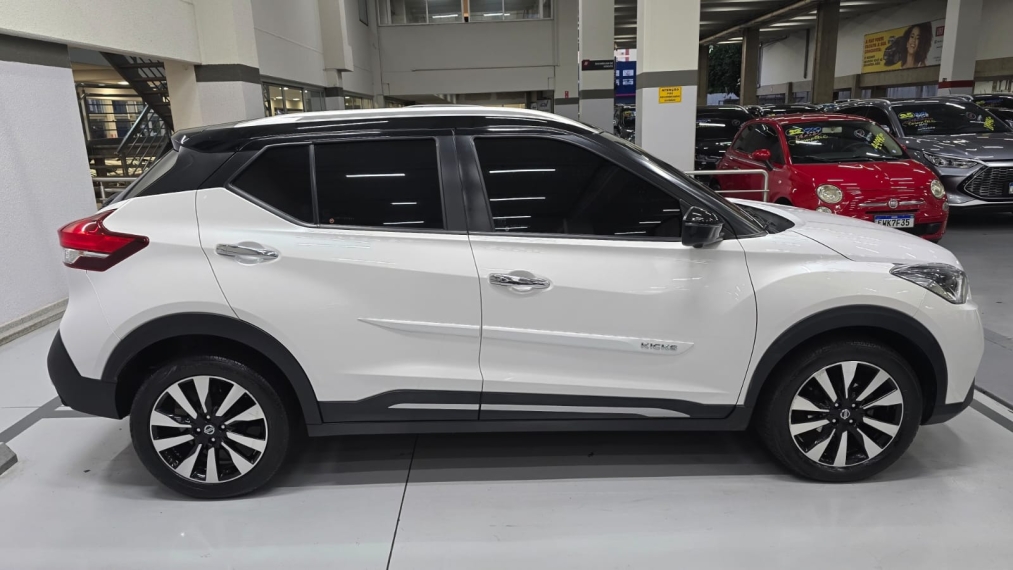 nissan kicks 1.6 16v flexstart sl 4p xtronic flex automatico 20184
