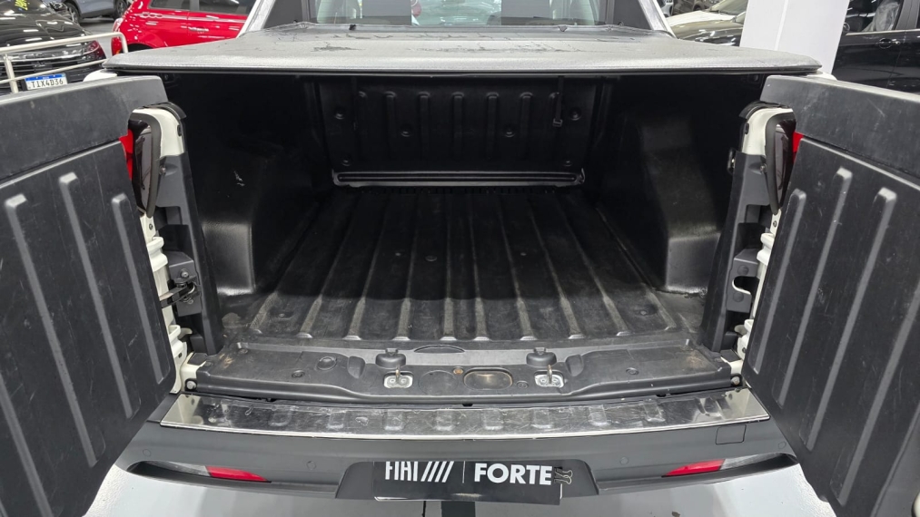 fiat toro 1.3 turbo 270 flex freedom at6 4p automatico 202516