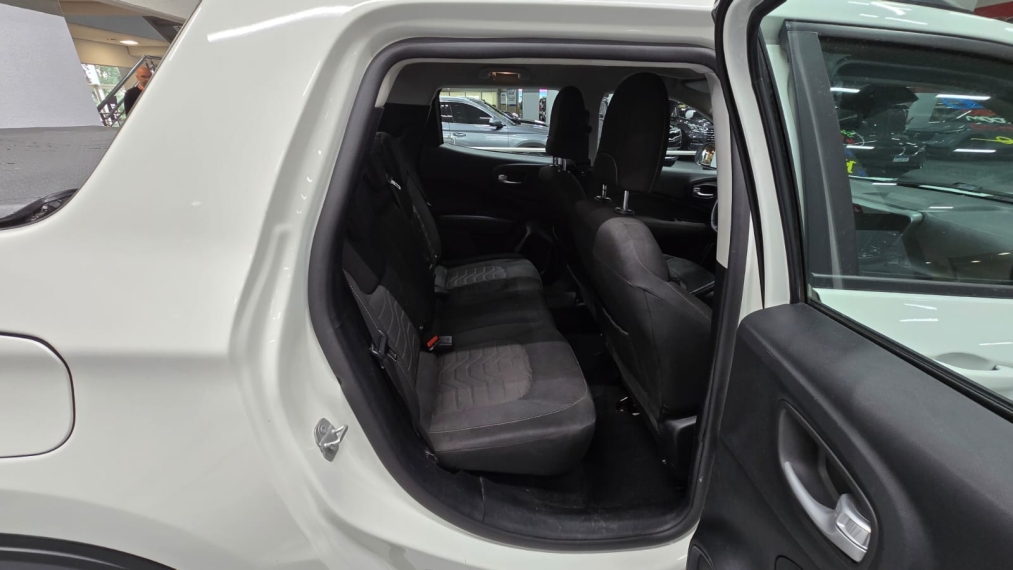 fiat toro 1.3 turbo 270 flex freedom at6 4p automatico 202511