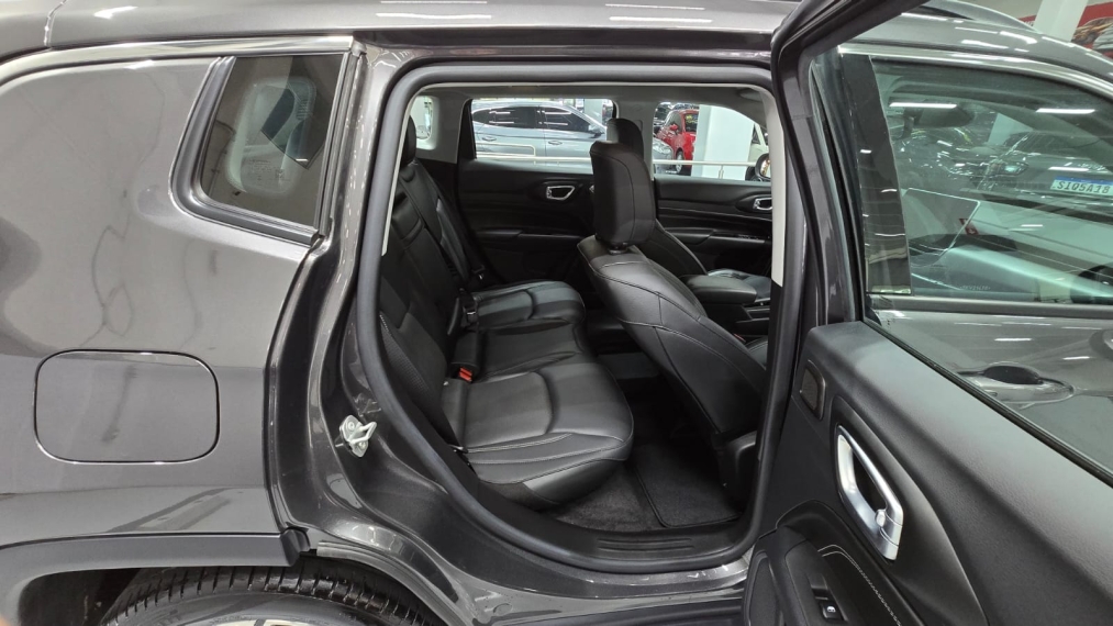 jeep compass 1.3 t270 turbo flex longitude at6 4p automatico 202511