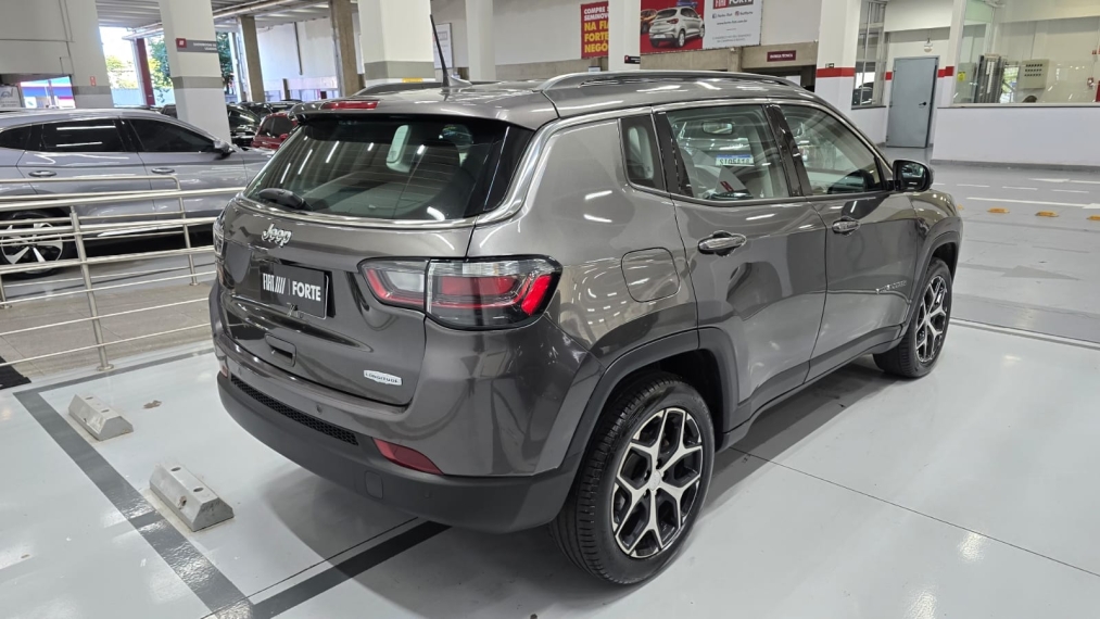 jeep compass 1.3 t270 turbo flex longitude at6 4p automatico 202513