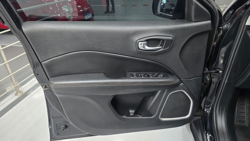 jeep compass 2.0 16v flex longitude automatico 4p 20189