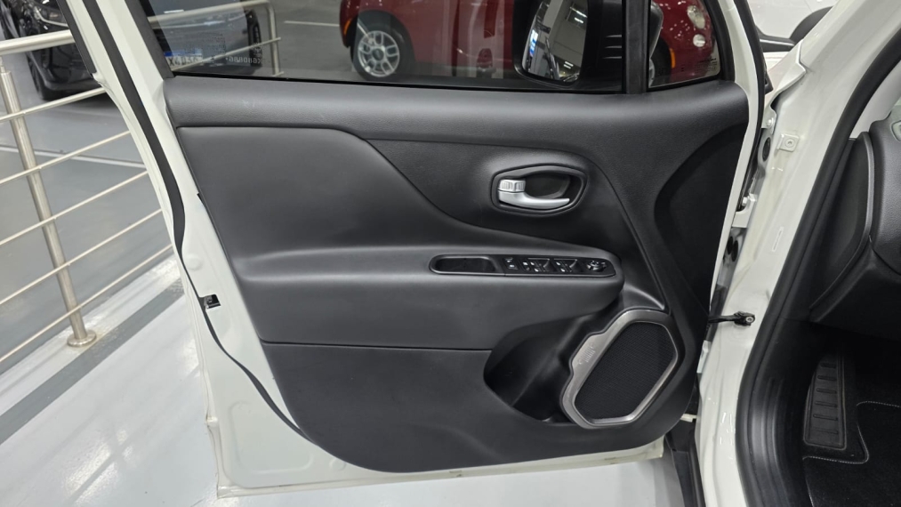 jeep renegade 1.3 t270 turbo flex longitude at6 4p automatico 20269