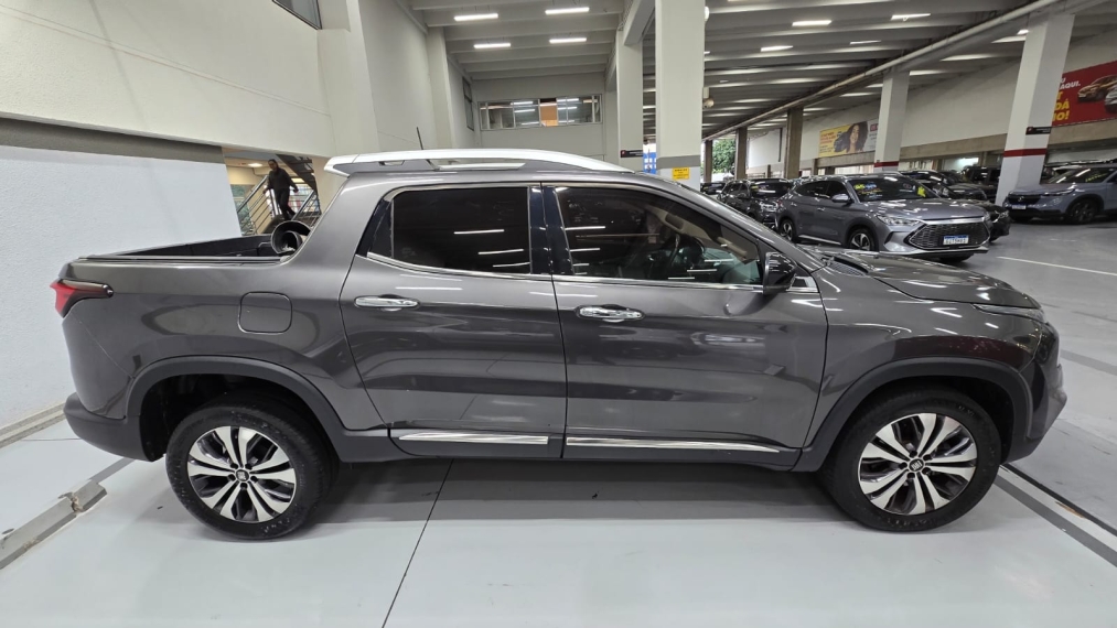 fiat toro 1.3 turbo 270 flex volcano at6 4p automatico 20224