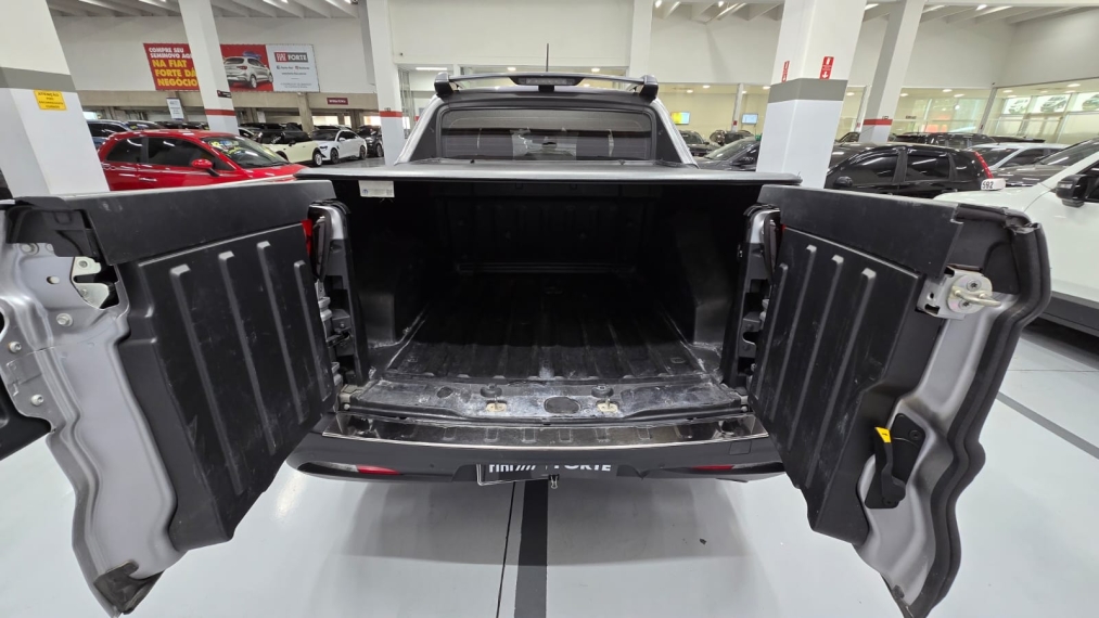 fiat toro 1.3 turbo 270 flex volcano at6 4p automatico 202316
