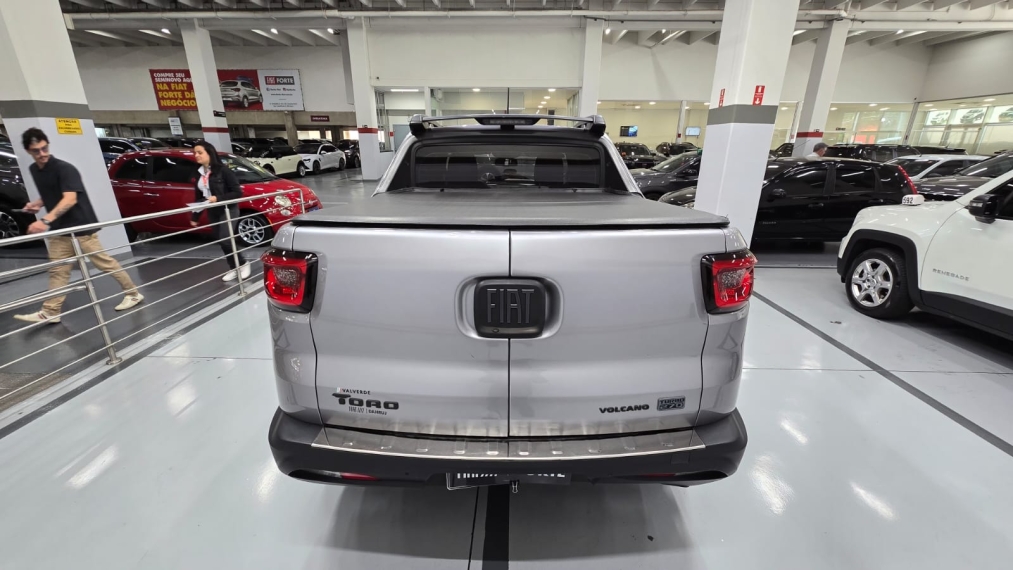 fiat toro 1.3 turbo 270 flex volcano at6 4p automatico 202314