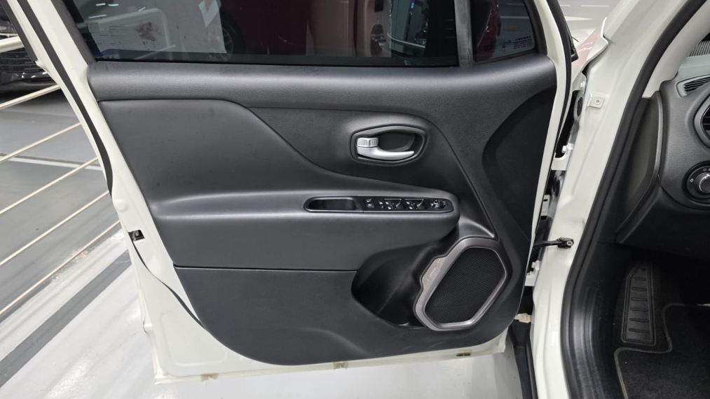 jeep renegade 1.3 t270 turbo flex longitude at6 4p automatico 20259