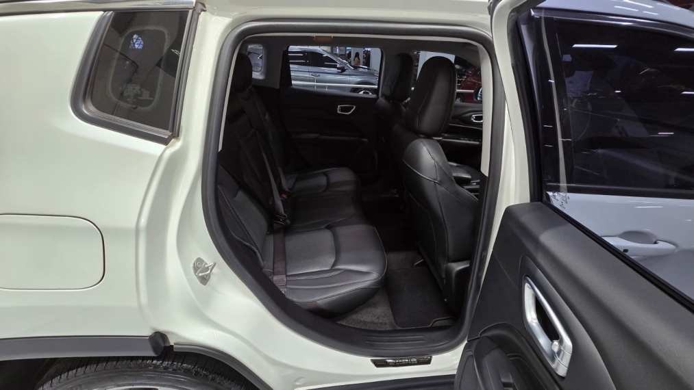 jeep compass 1.3 t270 turbo flex longitude at6 4p automatico 202211