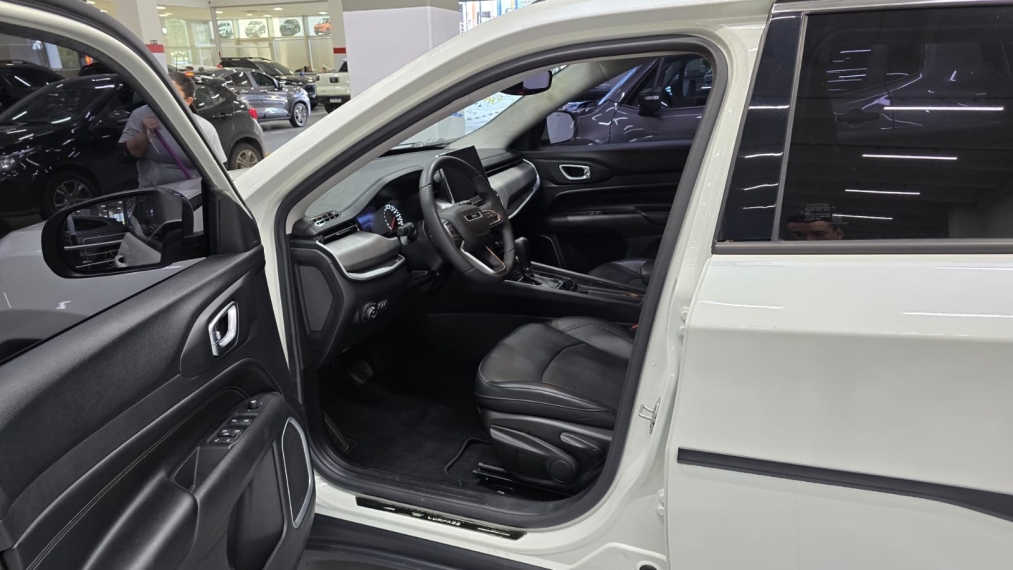 jeep compass 1.3 t270 turbo flex longitude at6 4p automatico 20226