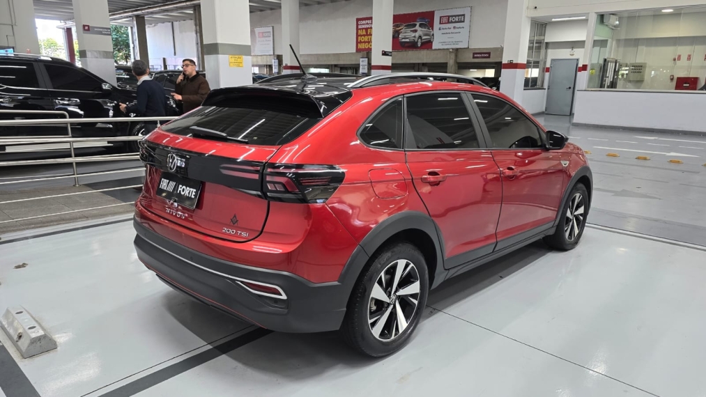 volkswagen nivus 1.0 200 tsi total flex comfortline automatico 4p 202313