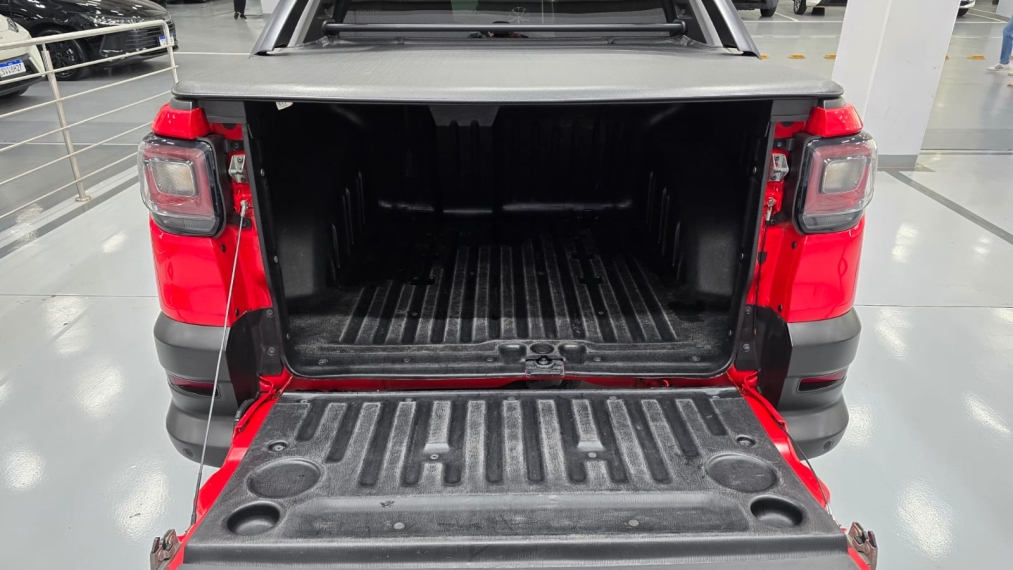 fiat strada 1.3 firefly flex volcano cd cvt 4p automatico 202216