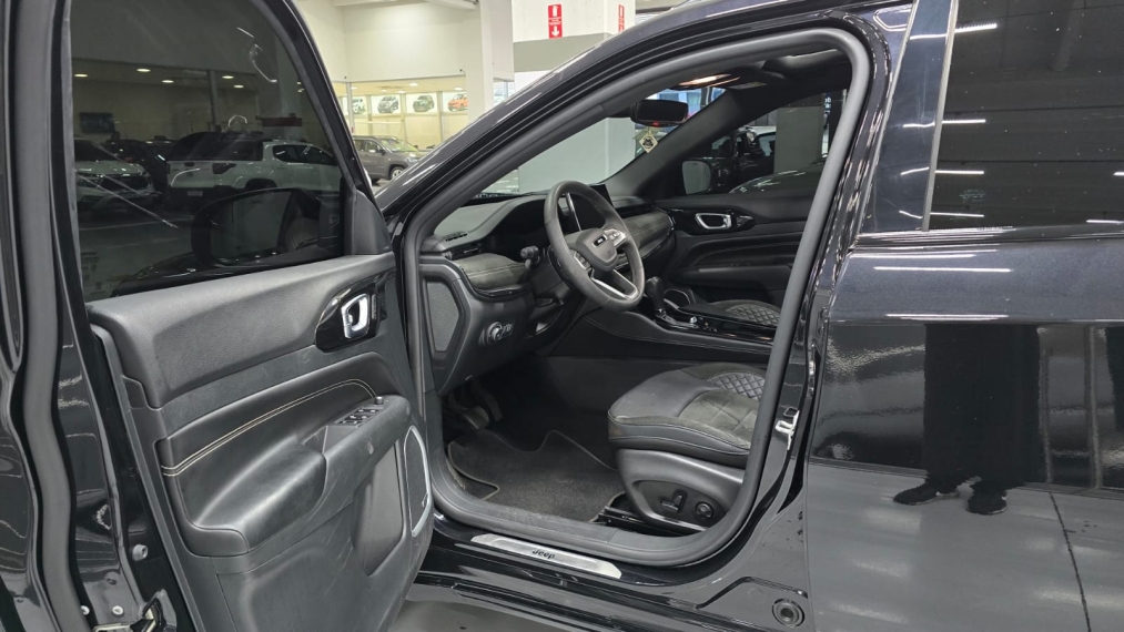 jeep commander 2.0 hurricane 4 turbo gasolina blackhawk at9 4p automatico 20256