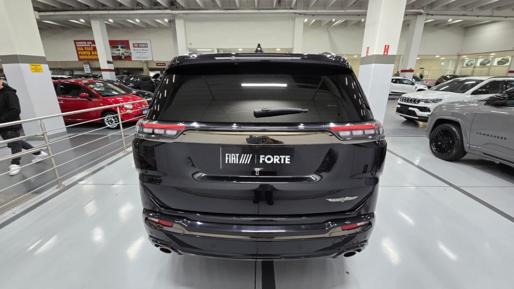 jeep commander 2.0 hurricane 4 turbo gasolina blackhawk at9 4p automatico 202517