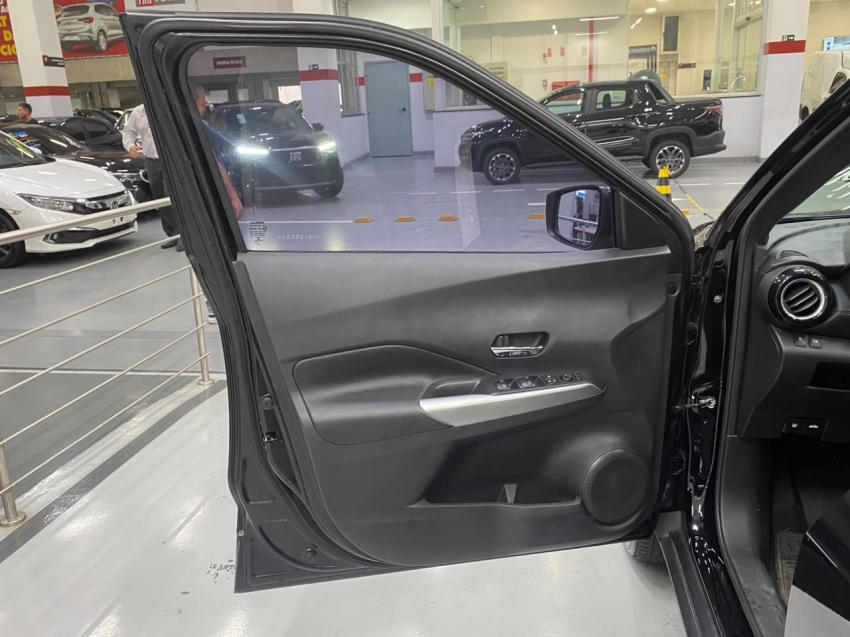 nissan kicks 1.6 16v flexstart sv 4p xtronic flex automatico 20196