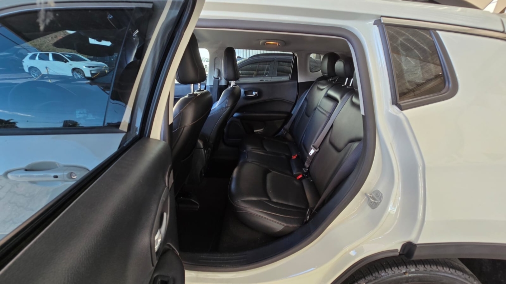 jeep compass 2.0 16v flex longitude automatico 4p 201812