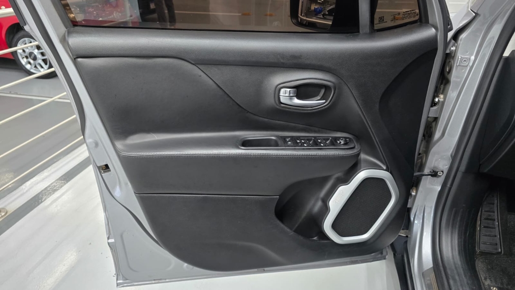 jeep renegade 1.8 16v flex 4p automatico 20199