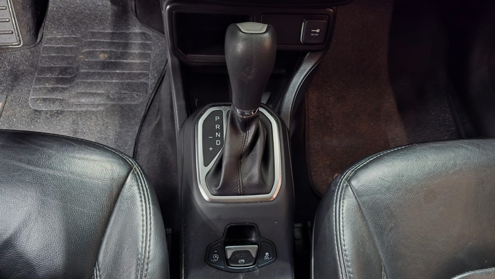 jeep renegade 1.8 16v flex 4p automatico 20198