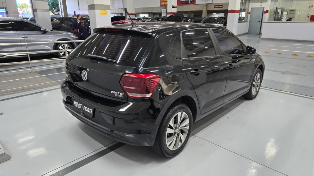 volkswagen polo 1.0 200 tsi comfortline automatico flex 4p 202013