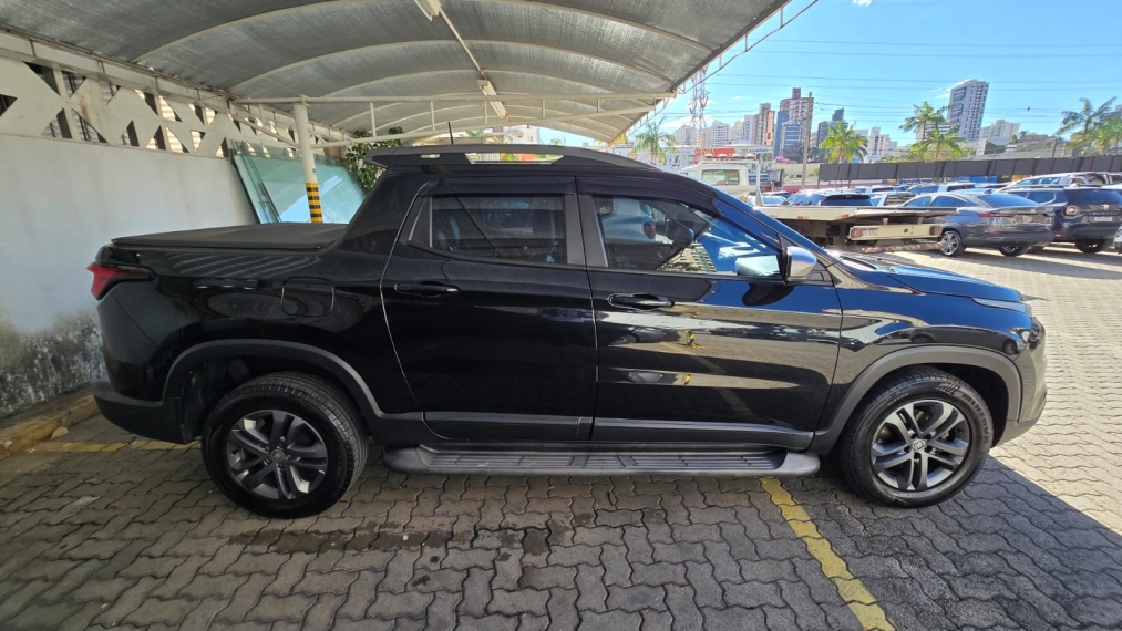 fiat toro 2.4 16v multiair flex blackjack at9 4p automatico 20194