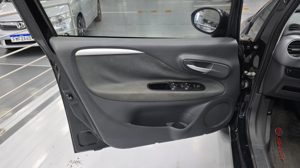 fiat punto 1.4 attractive 8v flex 4p manual 20179