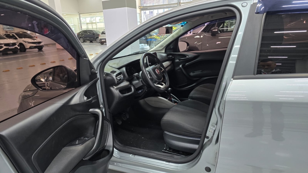 fiat argo 1.3 firefly flex drive manual 4p 20186
