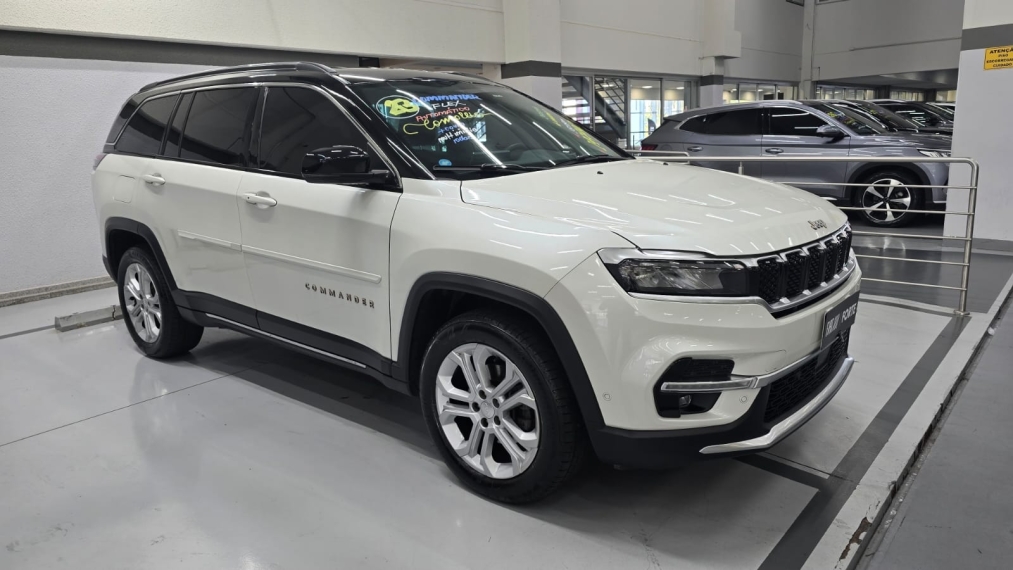 jeep commander 1.3 t270 turbo flex longitude at6 4p automatico 20233