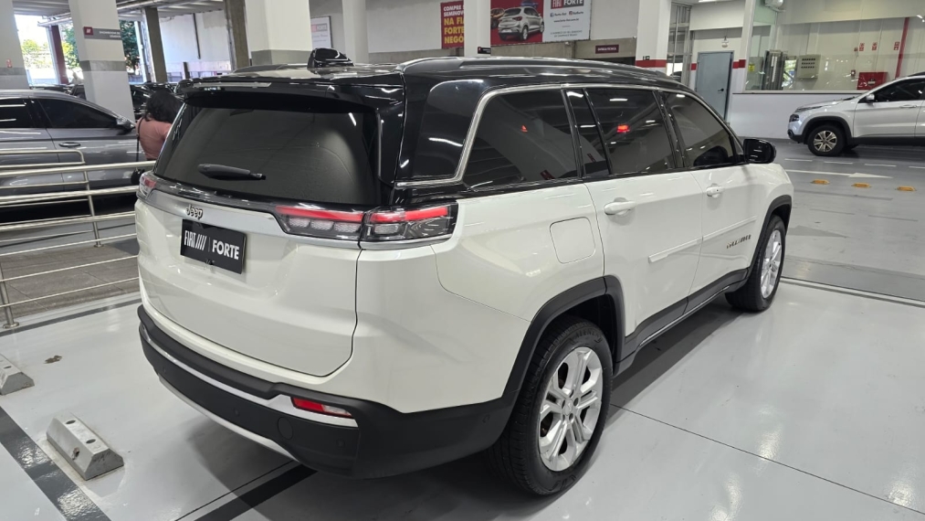 jeep commander 1.3 t270 turbo flex longitude at6 4p automatico 202315