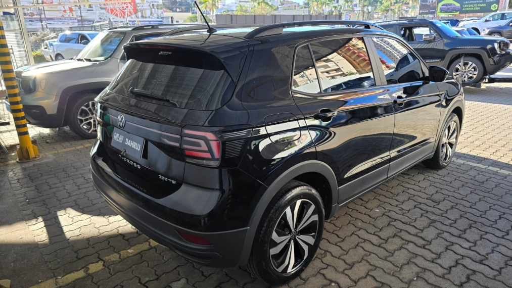 volkswagen t-cross 1.4 250 tsi total flex highline automatico 4p 202313
