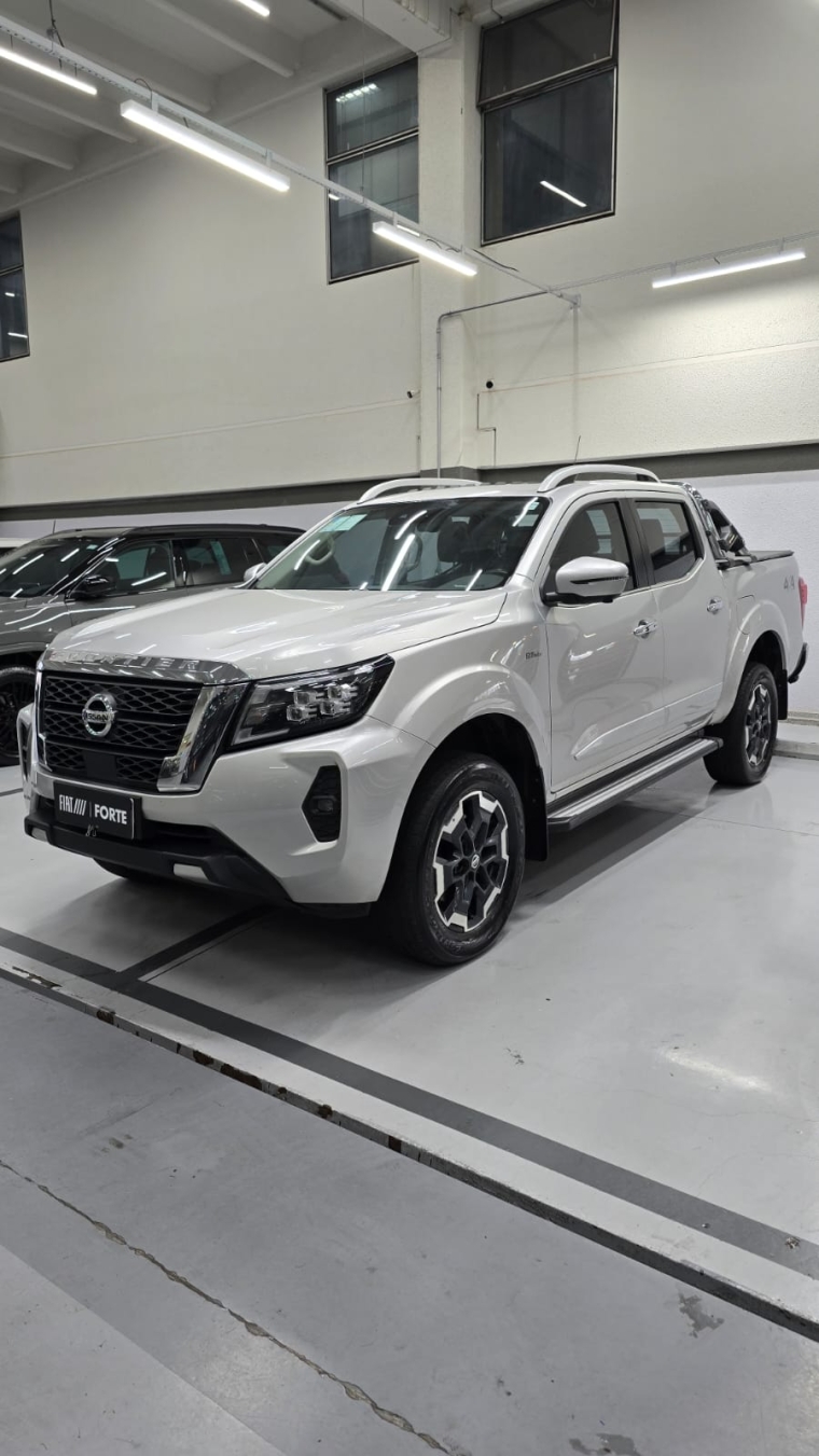nissan frontier 2.3 16v turbo diesel platinum cd 4x4 automatico 4p 20230