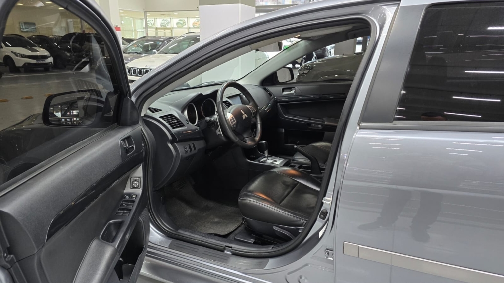 mitsubishi lancer 2.0 16v gasolina 4p automatico 20146