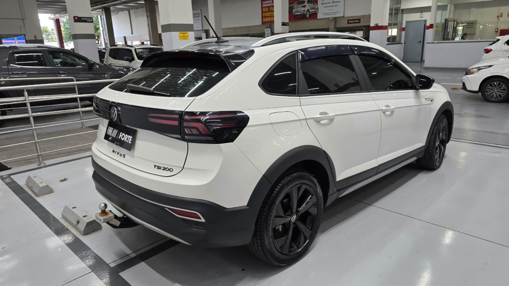 volkswagen nivus 1.0 200 tsi total flex highline automatico 4p 202213